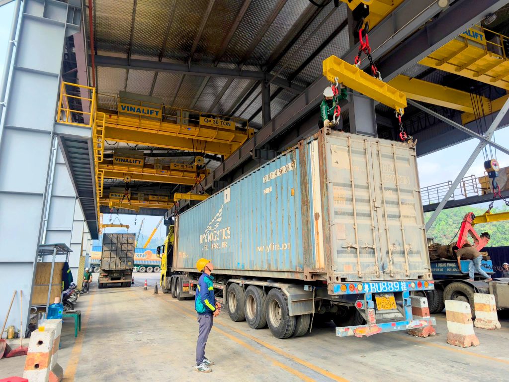 Dịch vụ hỗ trợ hiện trường và bảo hiểm